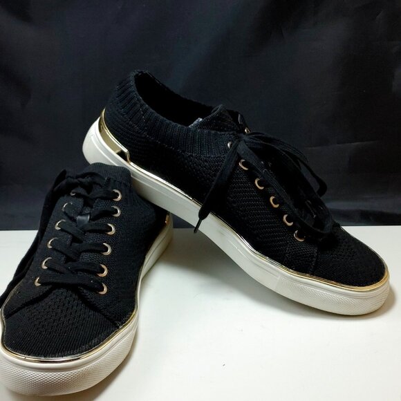Steve Madden Size 10 Sneaker Black Stretch Material Gold Accent Unisex - Picture 1 of 5